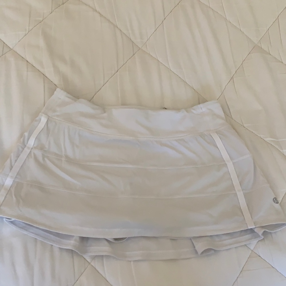 Lulu lemon white tennis skirt